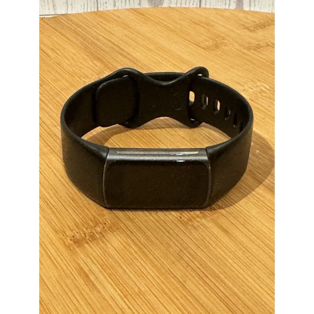 FitBit Charge 5 Advanced Fitness Health Tracker Graphite Stainless Steel